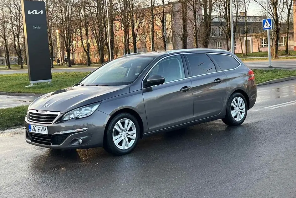 Peugeot 308, 1.2, 96 kW, petrol, manual, front-wheel drive