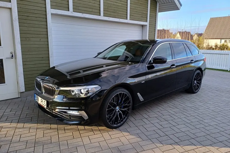 BMW 520, 2.0, 140 kW, дизель, автомат, задний привод