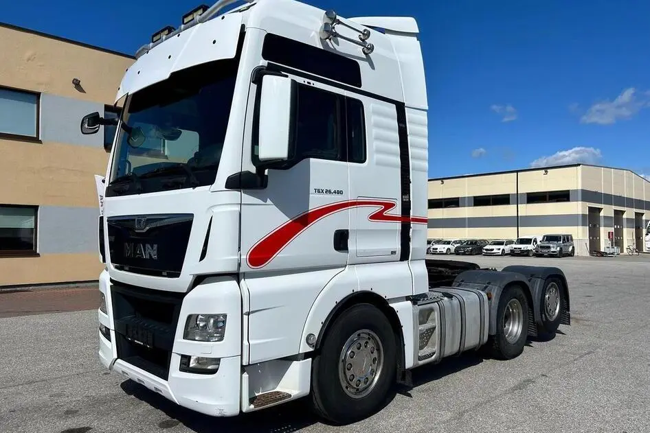 MAN TGX 26.480, 12.4, 353 kW, дизель, автомат, задний привод