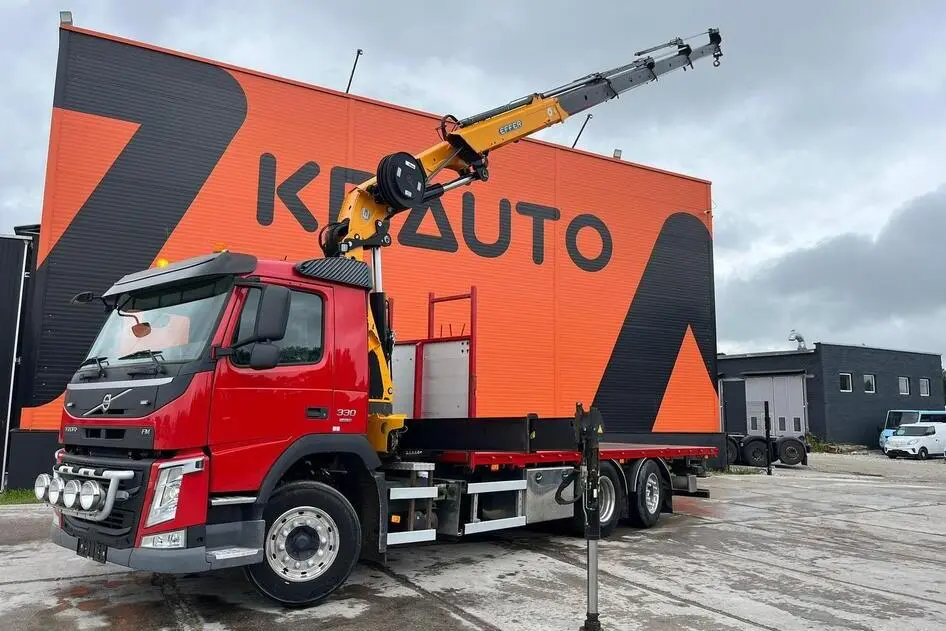 Volvo FM 330 6x2*4, 248 kW, дизель, автомат
