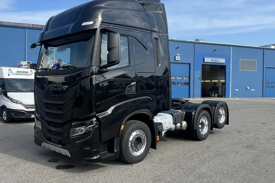 Iveco S-Way, 13.0, 426 kW, diisel, automaat, tagavedu