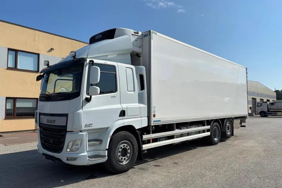 DAF CF440, 320 kW, diesel, automatic
