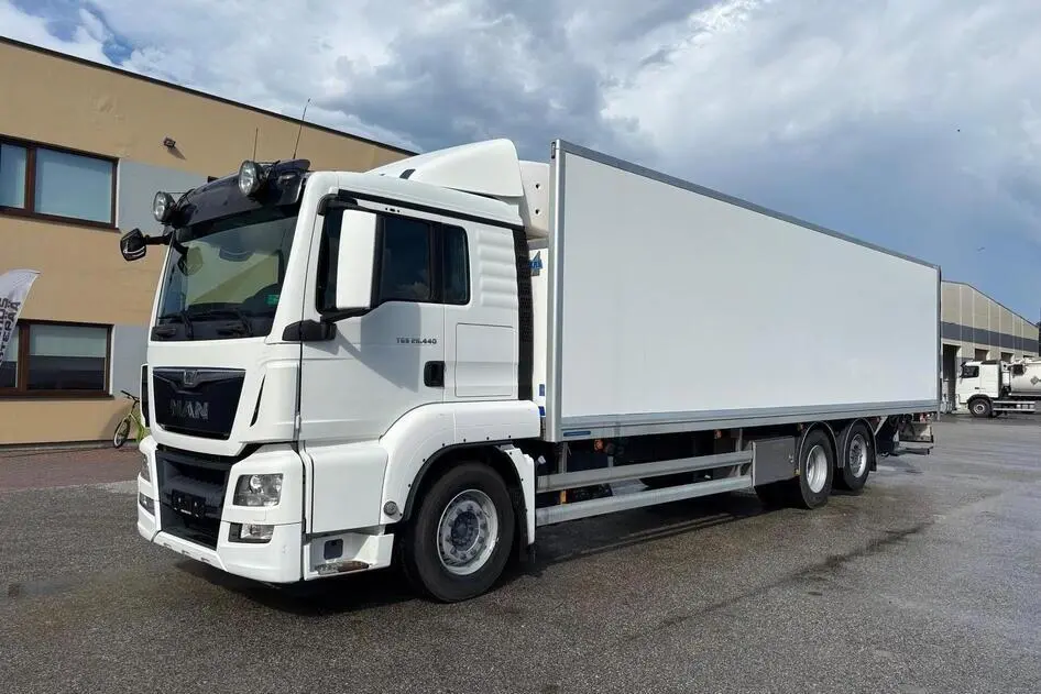 MAN TGS 26.440, 324 kW, diesel, automatic