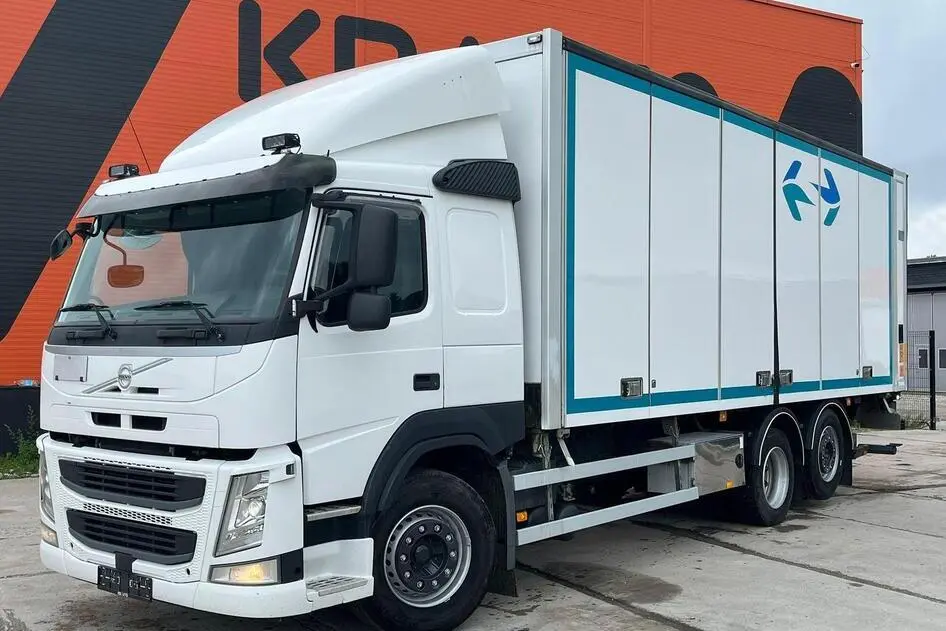 Volvo FM 410 6x2, 308 kW, diesel, automatic