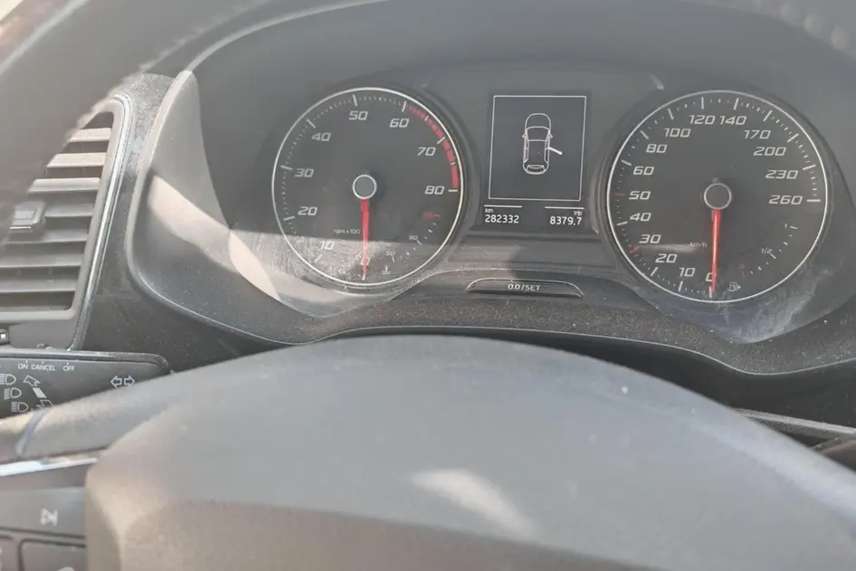 SEAT Leon, 1.4, 90 kW, бензин, механическая, передний привод