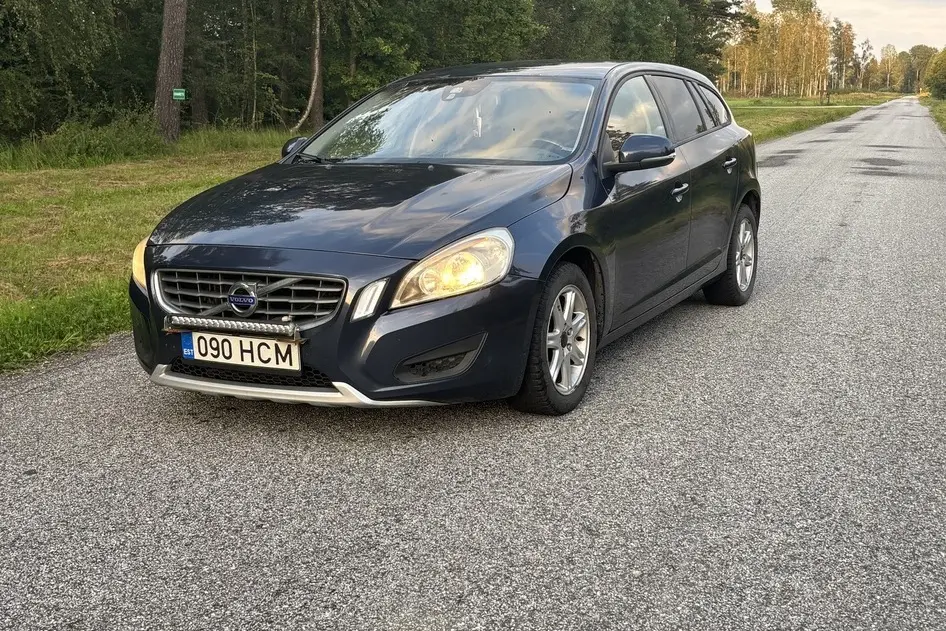 Volvo V60, 2.0, 120 kW, diisel, automaat, esivedu
