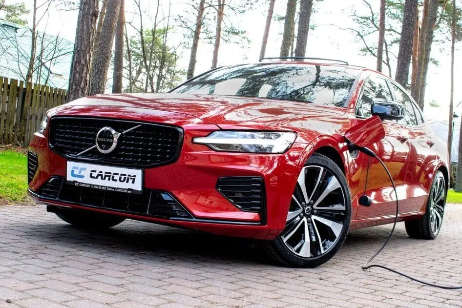 Volvo S60, 2.0, 335 kW, подключаемый гибрид, автомат, полный привод
