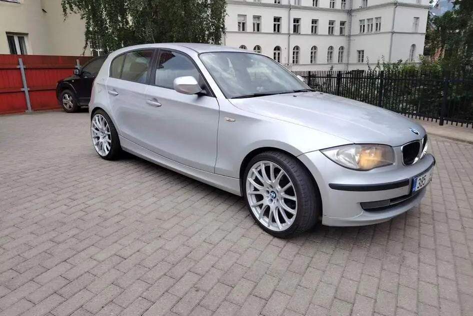 BMW 116, 2.0, 90 kW, bensiin, manuaal, tagavedu