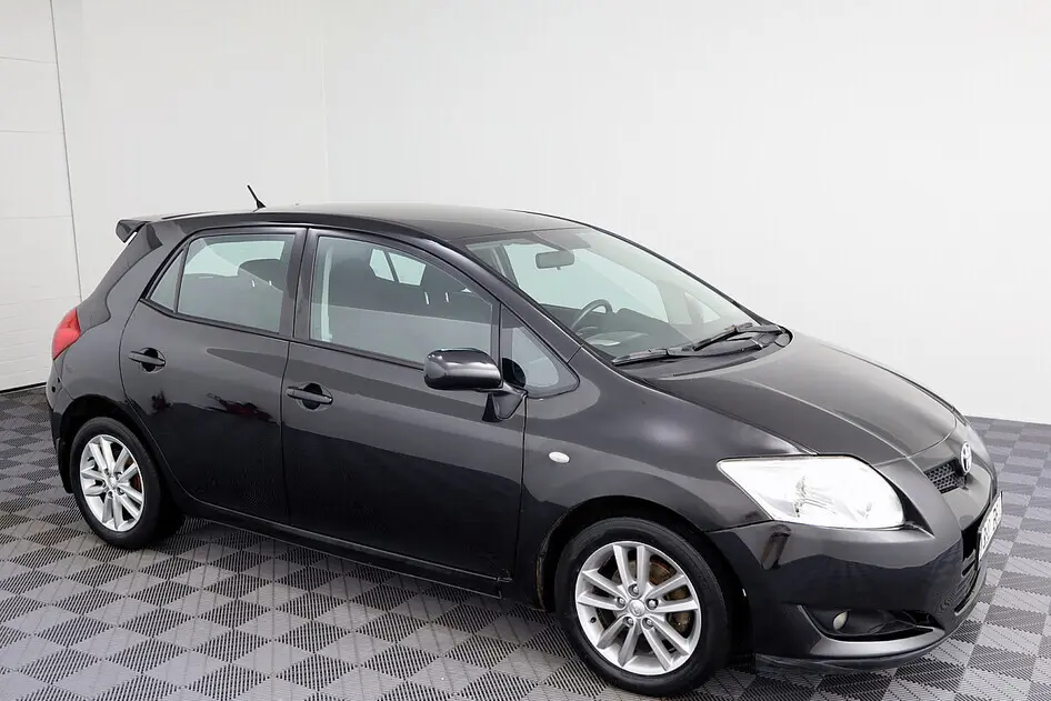 Toyota Auris, 1.6, 123 kW, petrol, manual, front-wheel drive