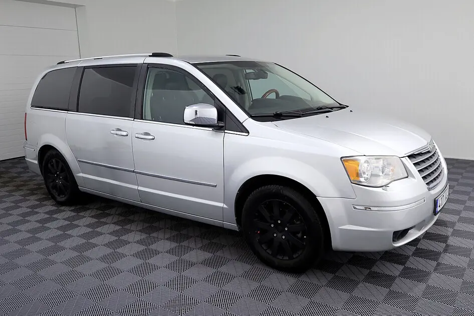 Chrysler Grand Voyager, 2.8, 163 kW, diesel, automatic, front-wheel drive