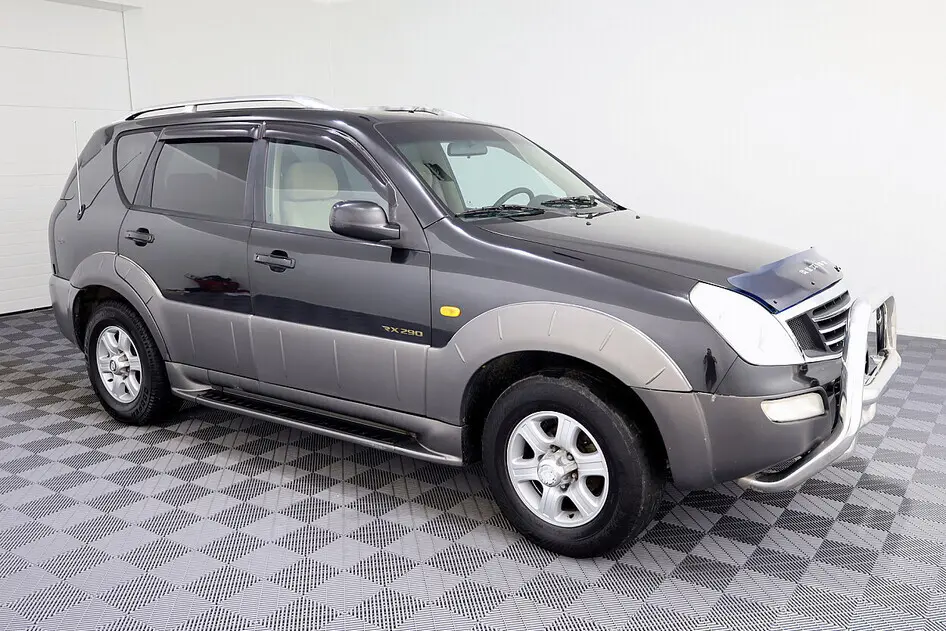 Ssangyong REXTON, 2.9, 119 kW, дизель, механическая, полный привод