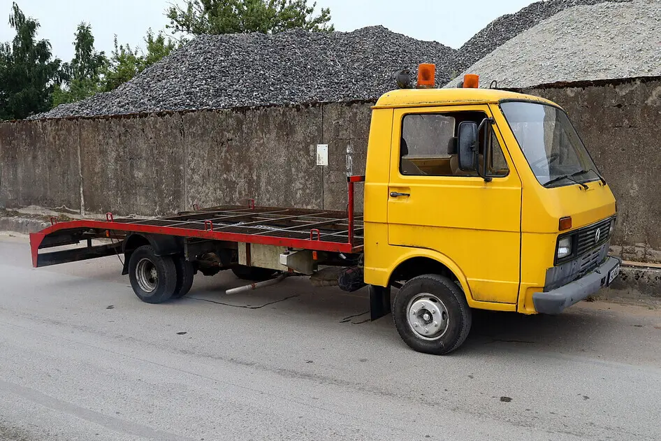 Volkswagen LT, 2.4, 74 kW, diisel, manuaal, tagavedu