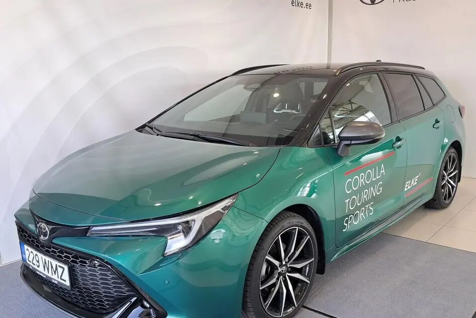 Toyota Corolla, 1.8, 72 kW, гибрид, автомат, передний привод
