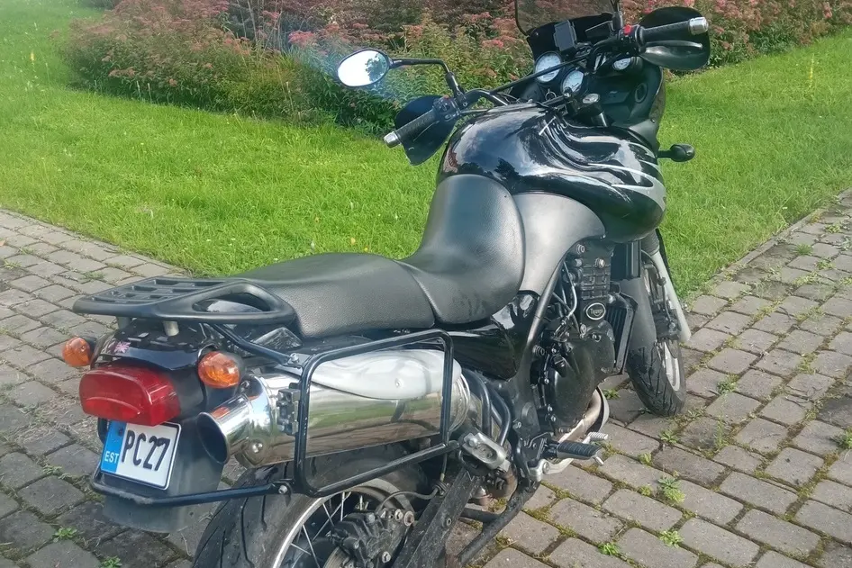 Triumph TIGER 885I, 0.9, 61 kW, bensiin, manuaal, tagavedu