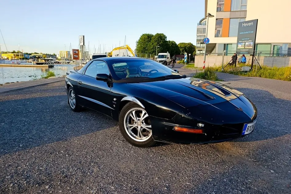 Pontiac Firebird, 3.4, 109 kW, bensiin, automaat, tagavedu