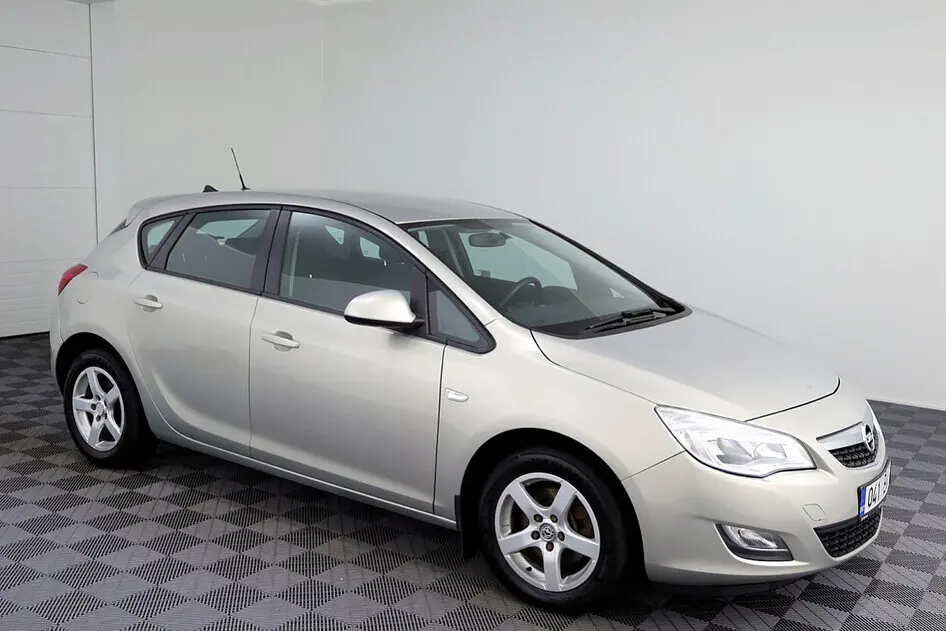 Opel Astra, 1.7, 125 kW, diisel, manuaal, esivedu