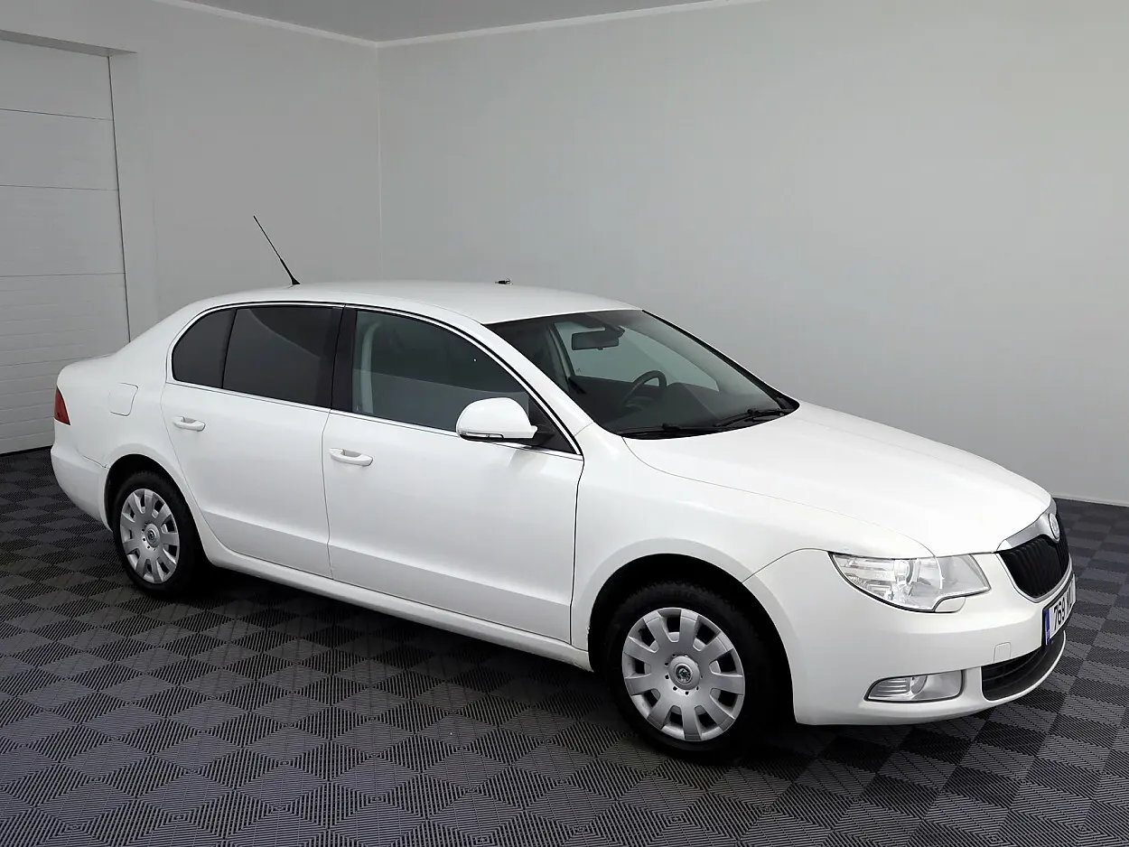 Škoda Superb, 1.8, 118 kW, petrol, manual, front-wheel drive