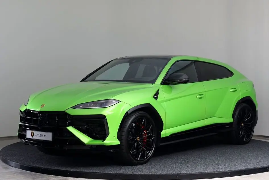 Lamborghini Urus, 4.0, 456 kW, гибрид, автомат, полный привод