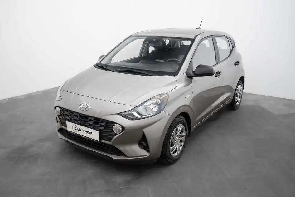 Hyundai i10, 1.0, 49 kW, petrol, manual, front-wheel drive