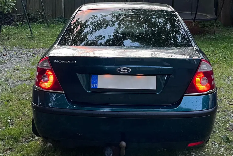 Ford Mondeo, 1.8, 81 kW, petrol, manual, front-wheel drive