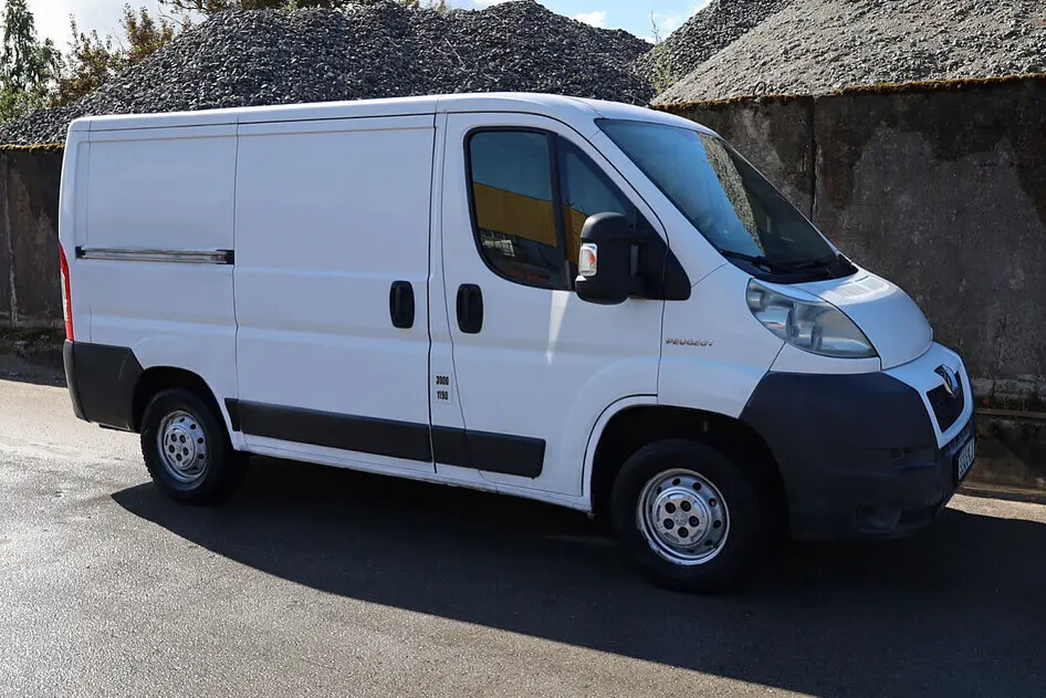 Peugeot Boxer, 2.2, 119 kW, diesel, manual, front-wheel drive
