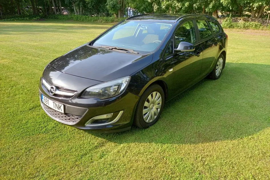 Opel Astra, 1.2, 70 kW, diesel, manual, front-wheel drive