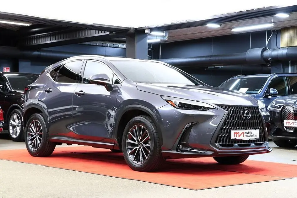 Lexus NX 350h, 2.5, 140 kW, гибрид, автомат, полный привод