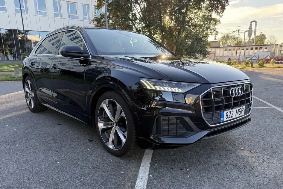 Audi Q8, 3.0, 210 kW, hybrid, automatic, four-wheel drive