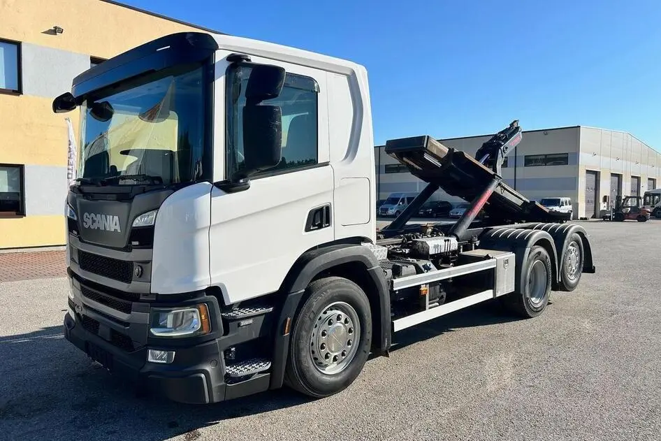 Scania P410, 302 kW, diisel, automaat