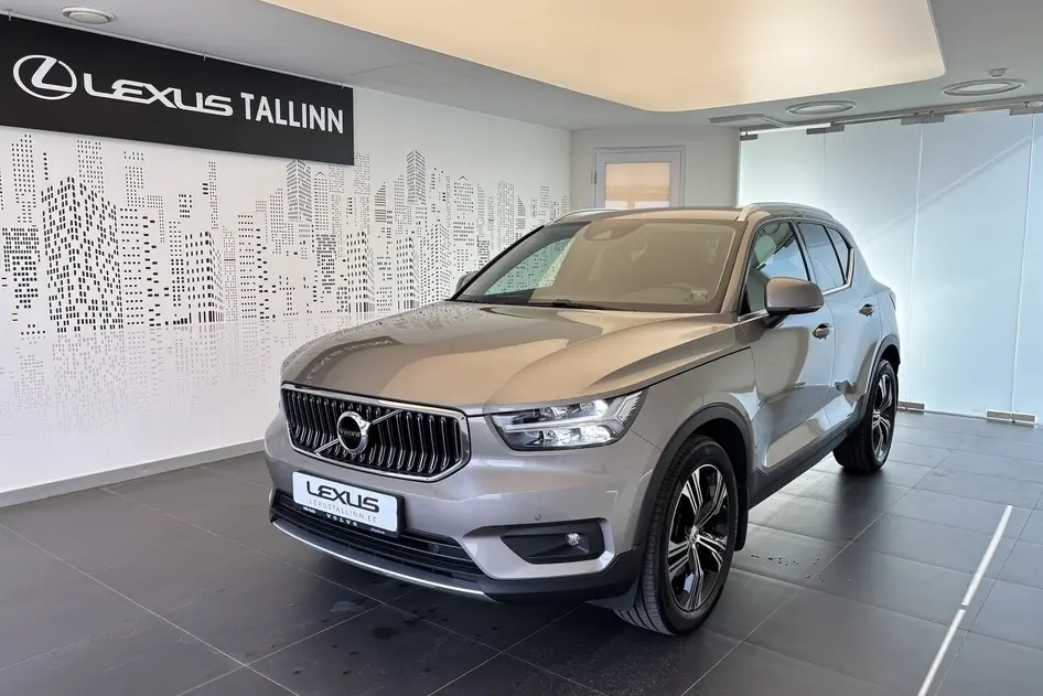 Volvo XC40, 2021, 2.0, 145 kW, гибрид б+э, автомат, полный привод