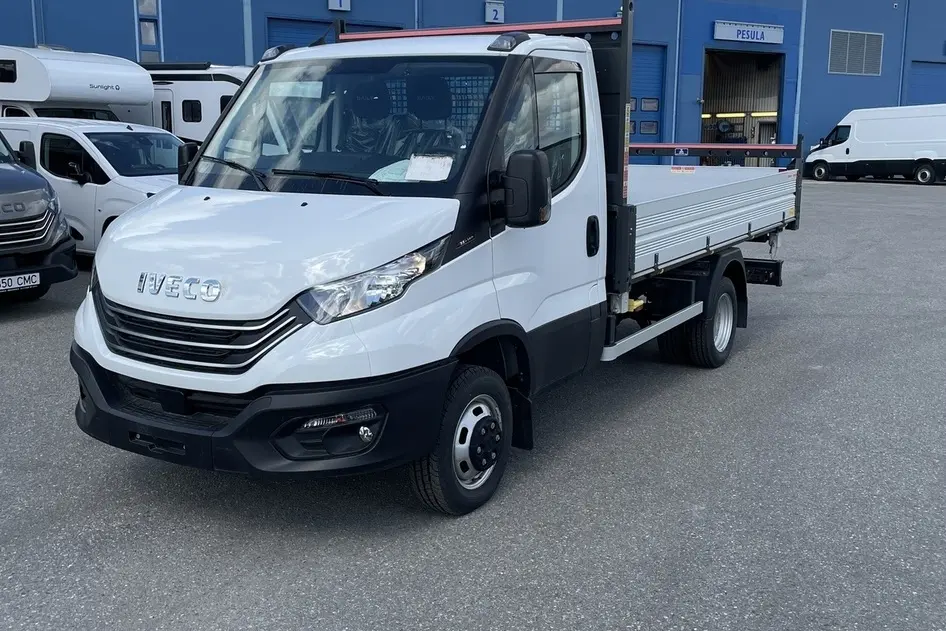 Iveco Daily, 2025, 3.0, 118 kW, дизель, механическая, задний привод
