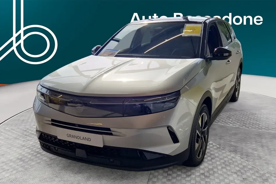 Opel Grandland, 1.2, 107 kW, гибрид б+э, автомат, передний привод
