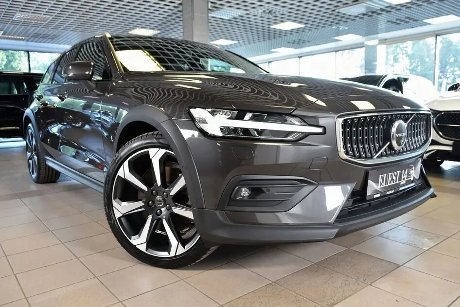 Volvo V60 Cross Country, 2024, 2.0, 184 kW, hübriid b+e, automaat, nelikvedu