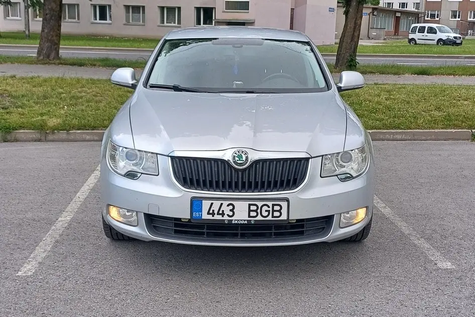 Škoda Superb, 2012, 1.4, 92 kW, bensiin, manuaal, esivedu