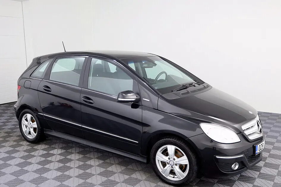 Mercedes-Benz B 180, 2010, 2.0, 115 kW, bensiin+cng, automaat, esivedu