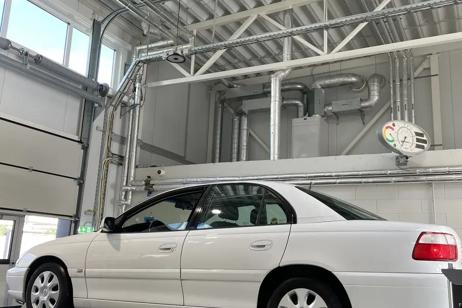 Opel Omega, 2001, 2.2, 108 kW, bensiin, automaat, tagavedu