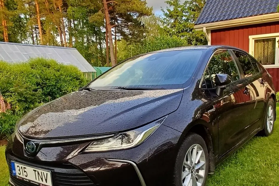 Toyota Corolla, 2019, 1.8, 72 kW, hybrid p+e, automatic, front-wheel drive