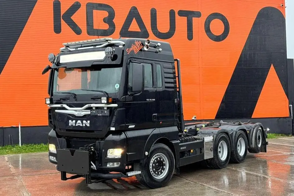MAN TGX 35.560 8x4*4, 2015, 412 kW, diesel, automatic