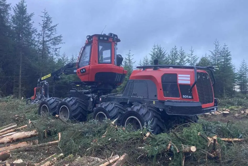 Komatsu 931XC
