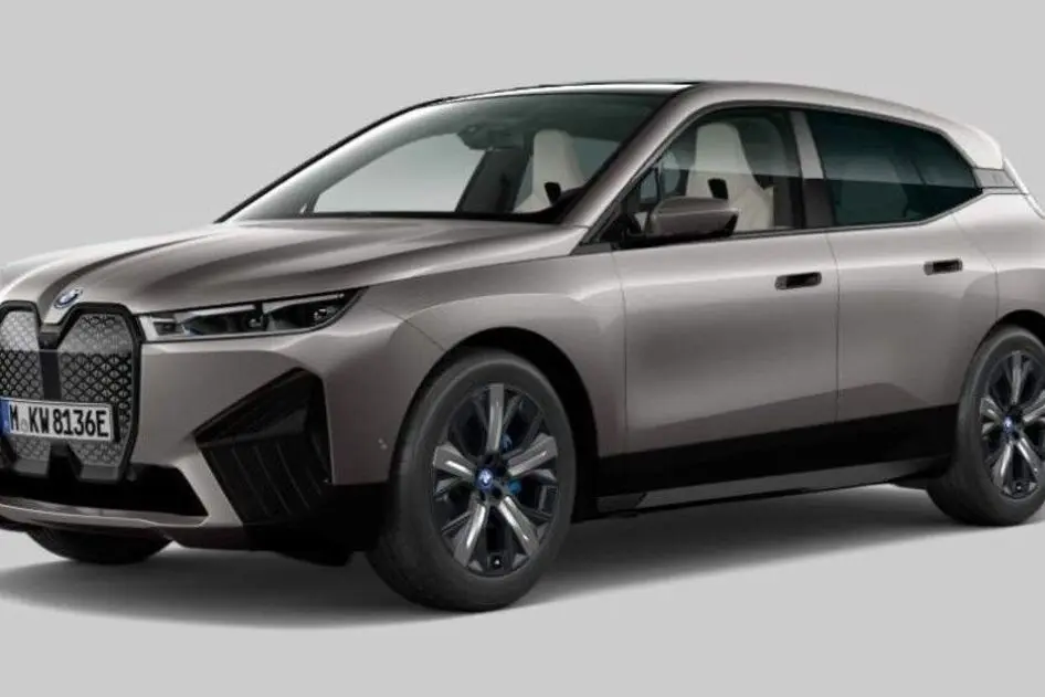 BMW iX, 2024, 240 kW, elekter, automaat, nelikvedu