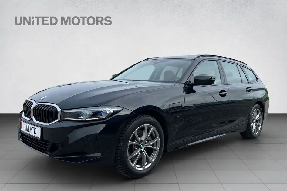 BMW 330, 2024, 215 kW, бензин, автомат, полный привод