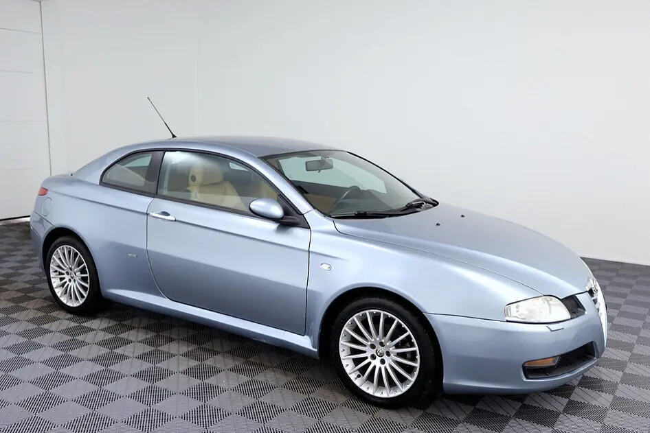 Alfa Romeo GT, 2004, 2.0, 165 kW, bensiin, manuaal, esivedu