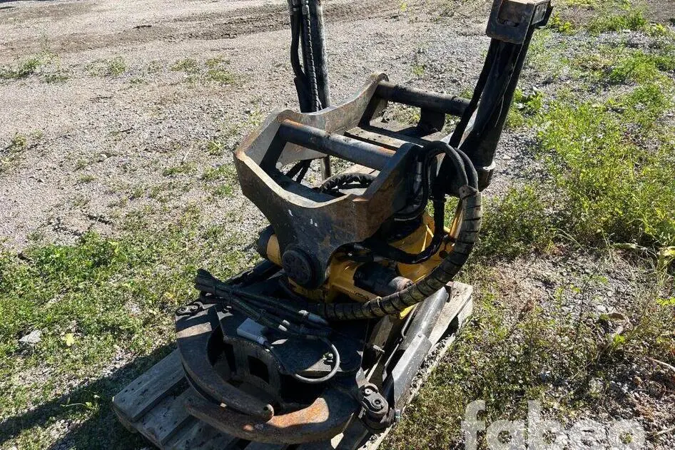 Engcon EC226-270GR20S70-SS10