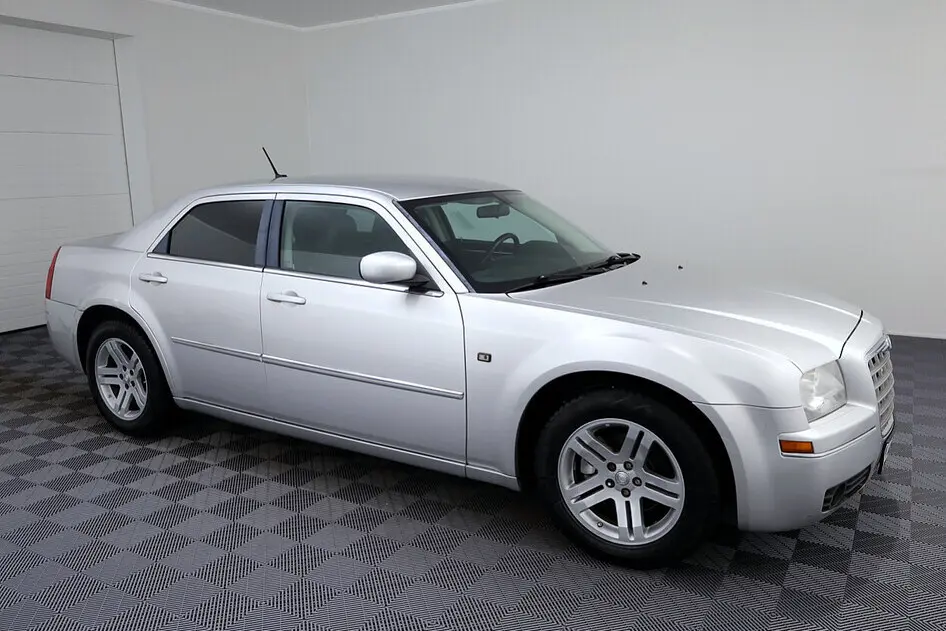 Chrysler 300C, 2008, 3.5, 248 kW, bensiin, automaat, tagavedu