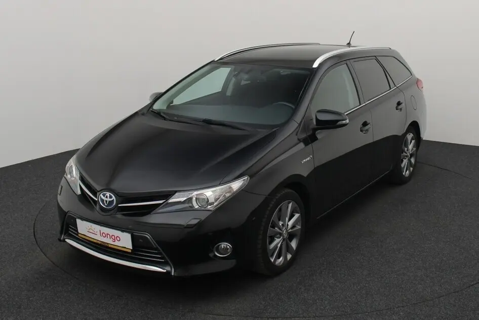 Toyota Auris, 2013, 1.8, 73 kW, hybrid p+e, automatic, front-wheel drive
