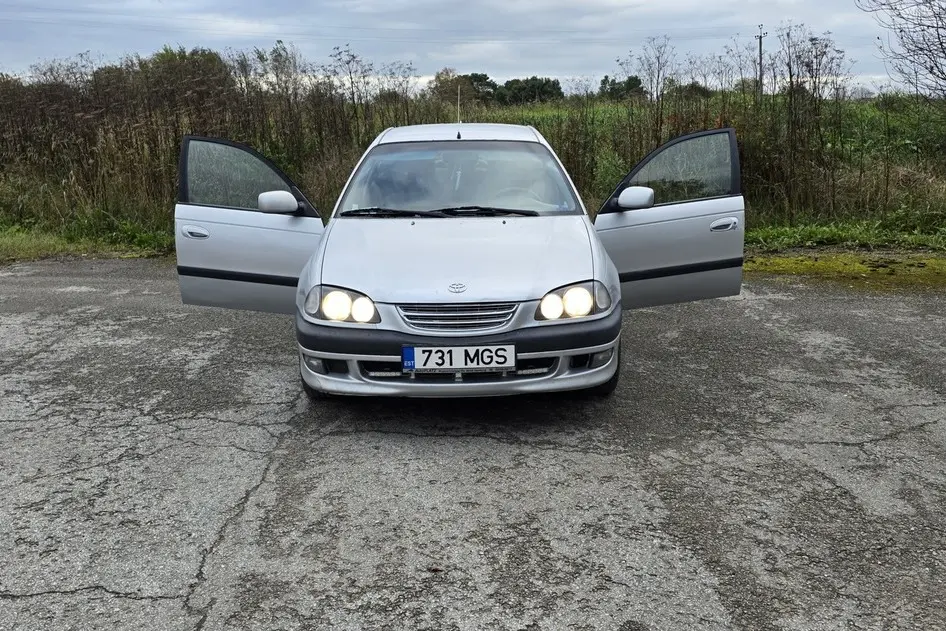 Toyota Avensis, 1999, 2.0, 66 kW, diesel, manual, front-wheel drive
