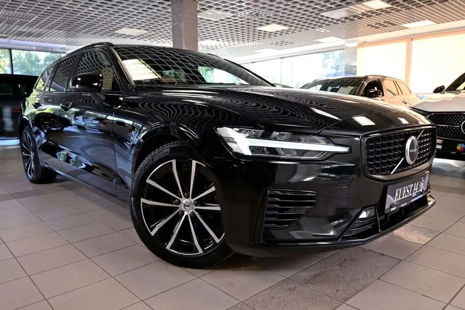 Volvo V60, 2022, 2.0, 293 kW, petrol, automatic, four-wheel drive