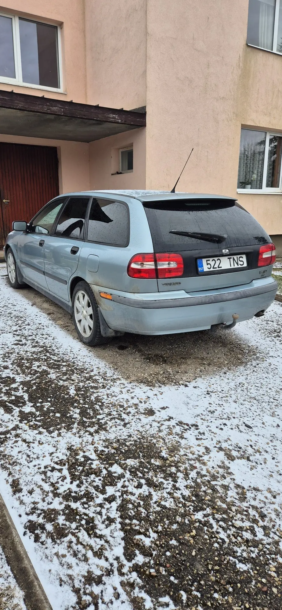 Volvo V40, 2003, 1.9, 85 kW, diesel, manual, front-wheel drive