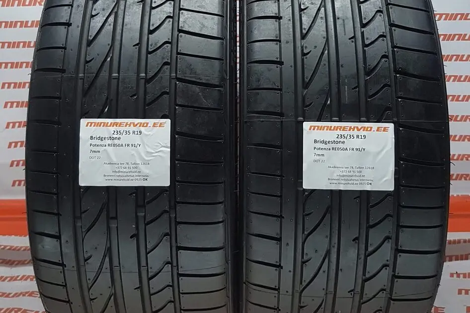 Подержанный летняя шина 235/35R19 Bridgestone Potenza RE050A FR 91/Y
