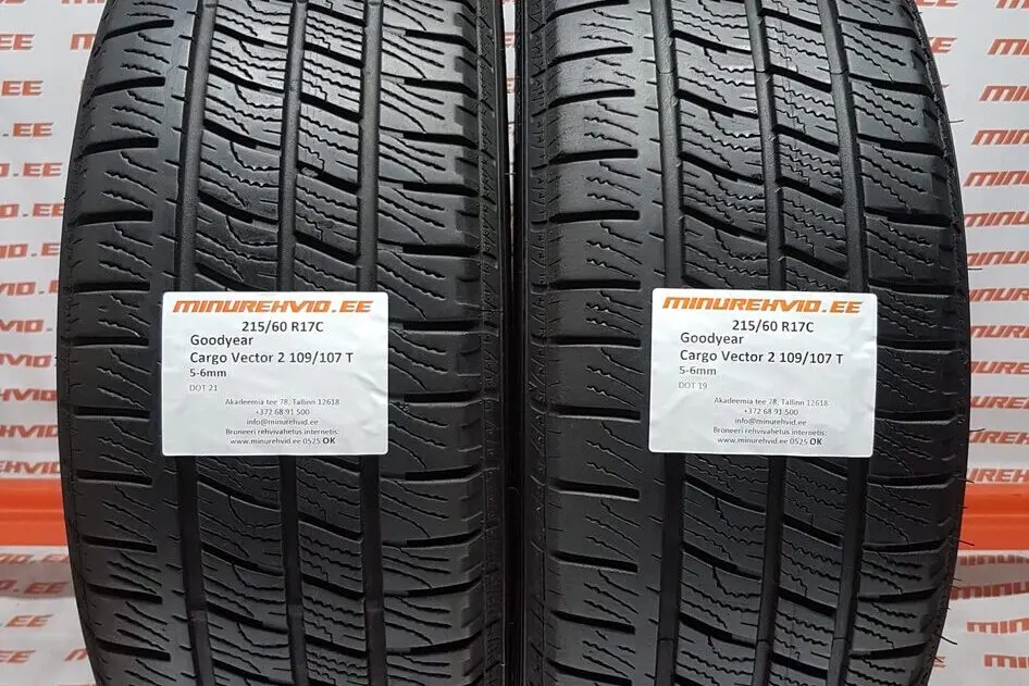 Подержанный нешипованная шина 215/60R17 GoodYear Cargo Vector 2 109/107 T